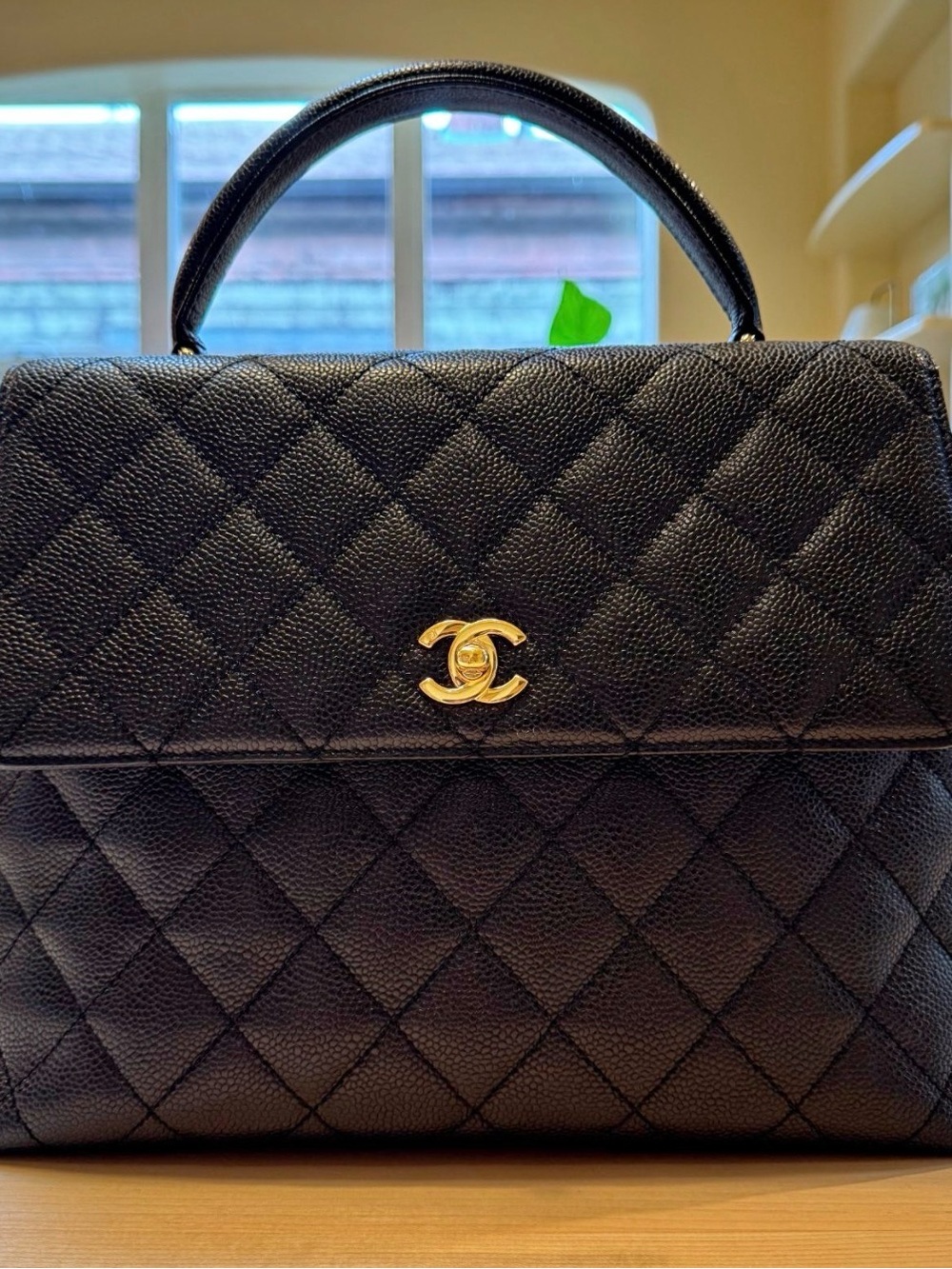 Authentic Vintage Chanel Caviar Quilted Jumbo Kelly Flap Bag (Black)